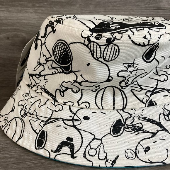 Peanuts Snoopy Reversible Bucket Hat 